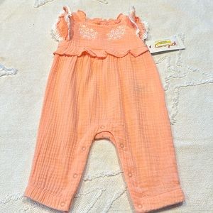 NWT Cat & Jack 0-3 mo romper